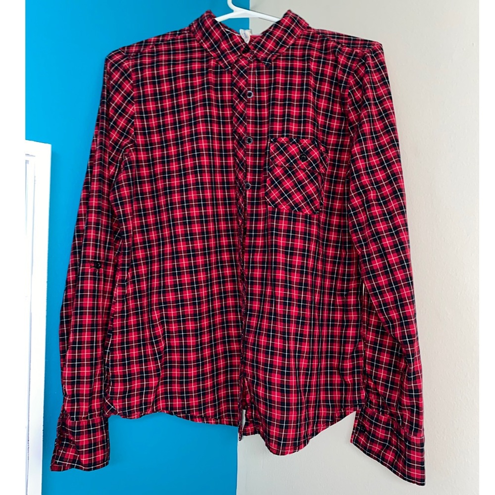 Long sleeve button up flannel